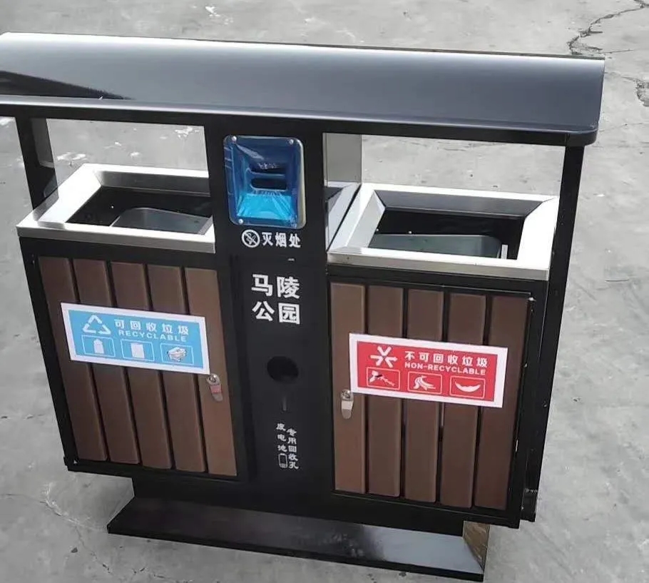 臨潼馬陵公園這款鋼木兩分類(lèi)垃圾桶你看看！